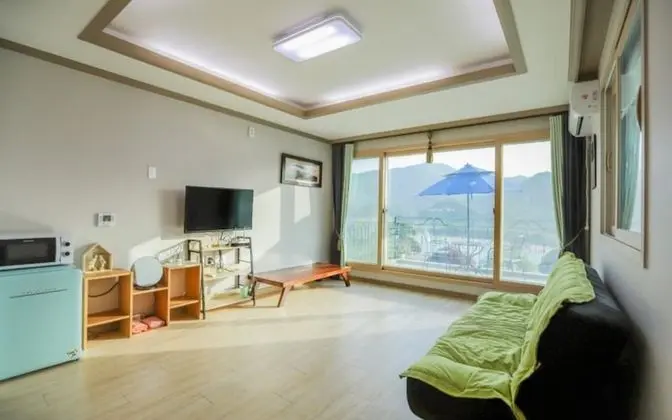 Oda (Magnolia Garden (River View Mountain )