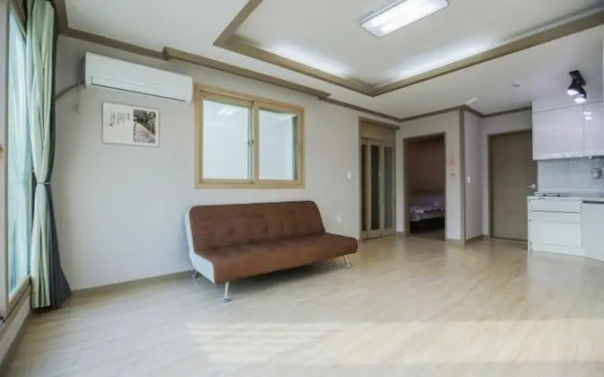 Oda (Plum Garden (River View Mountain View)