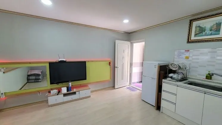 Oda (Ondol (One Room))