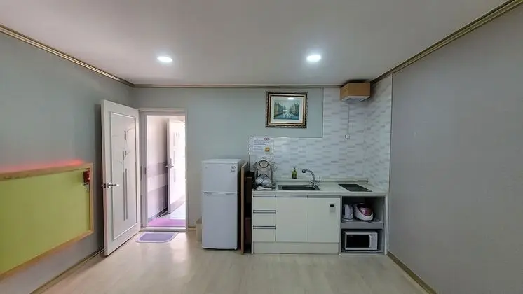 Oda (Ondol (One Room))