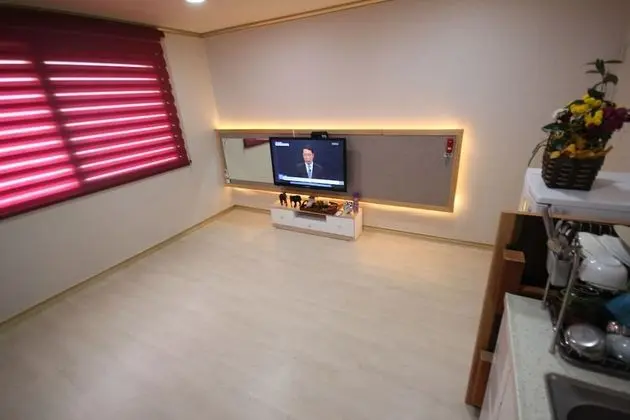 Oda (Ondol (One Room))