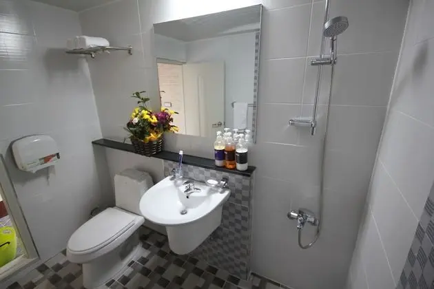 Oda (Ondol (Two Rooms))