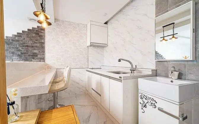 Oda (Love (Warm Water Pool Not Available P)