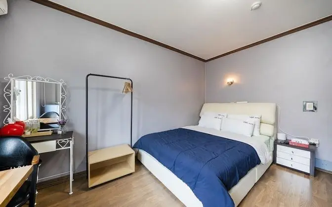 Oda (Bedroom (Seomjingang River View 65-in)