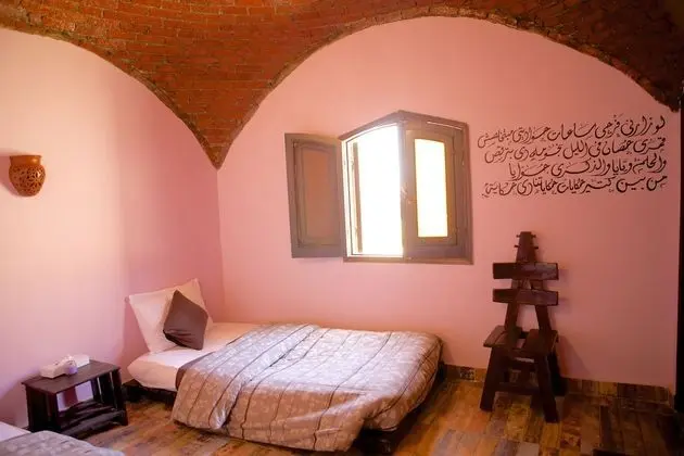Basic İki Ayrı Yataklı Oda, Ortak Banyo