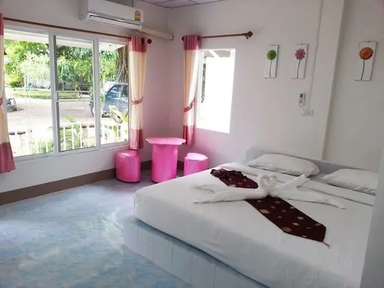 Standard Double Room, Garden View (Sai Suay)