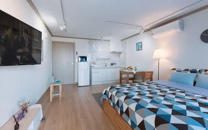 Stüdyo (1F)