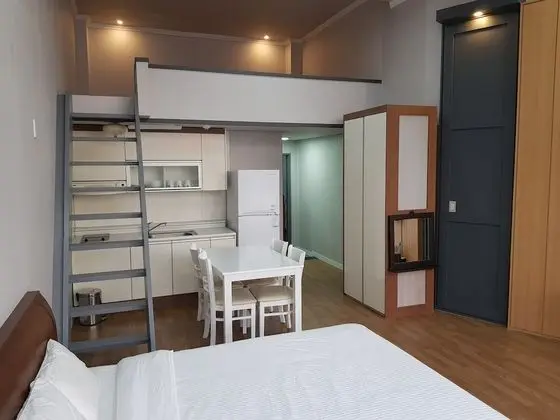 Tek Büyük Yataklı Oda (A)