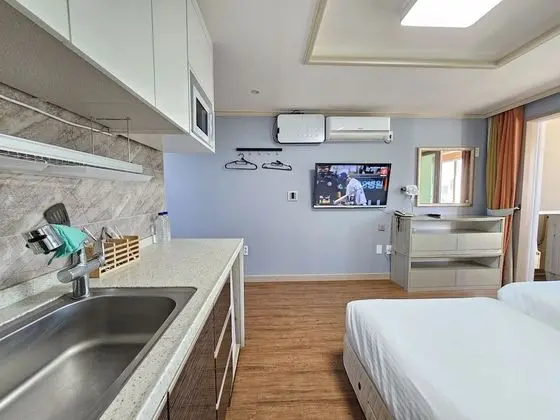 Standard Room (10PY) - Cooking allowed