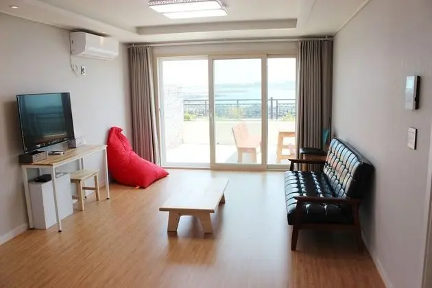 Family Oda, Teras, Okyanus Manzaralı (82 sqm.)