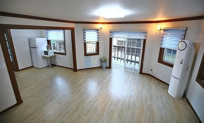 Oda, Ek Bina (Mercury: Whole House)