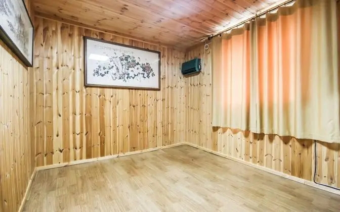 Oda (Korean-style Ondol Room)