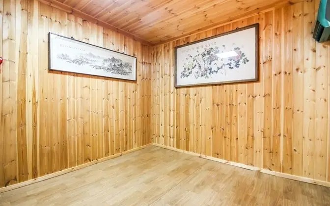 Oda (Korean-style Ondol Room)