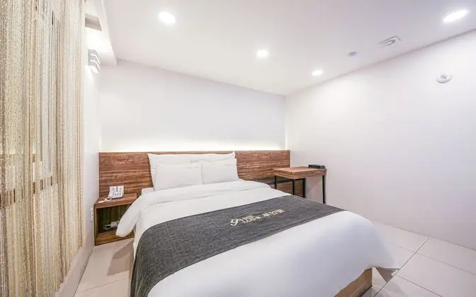 Oda (Deluxe Premium)