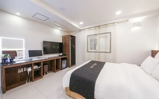 Oda (Deluxe Premium)