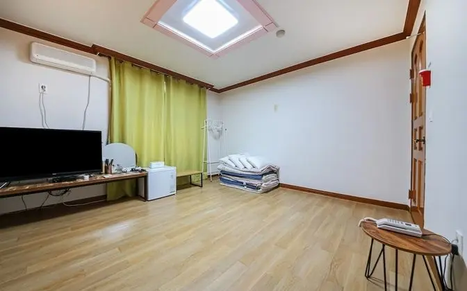 Oda (Main Building - Korean Room)