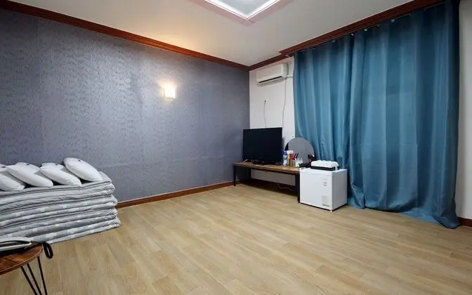 Oda (Main Building - Korean Room)