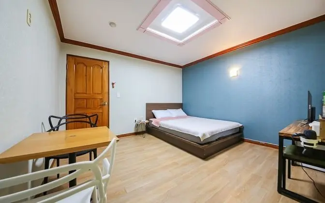 Oda (Main Building - Standard Room)