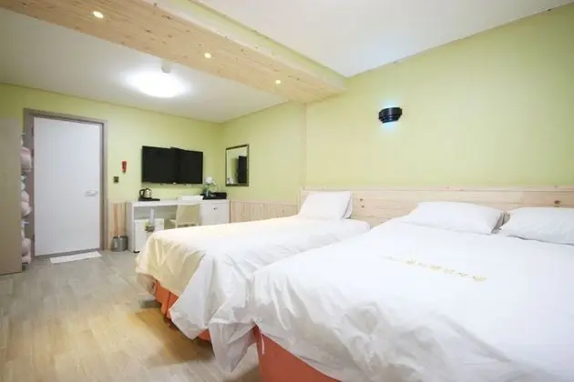 Oda (Deluxe (Cypress))