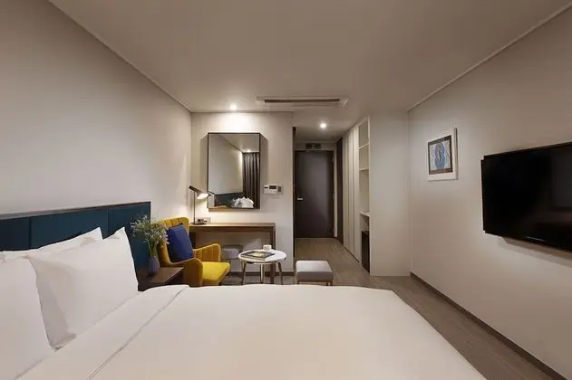 Deluxe Tek Büyük Yataklı Oda