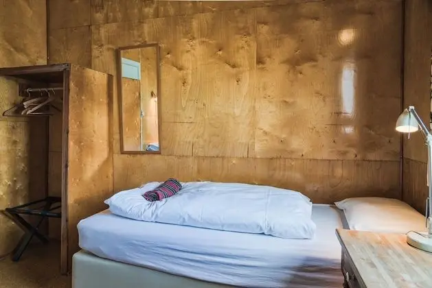 Basic İki Ayrı Yataklı Oda, Ortak Banyo