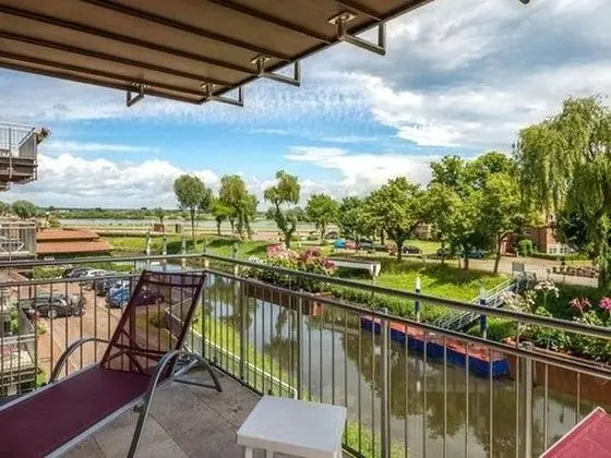 Comfort Tek Büyük Yataklı Oda (Elbblick, Am Weinberg 2)