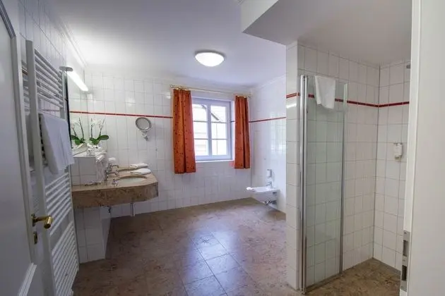 Deluxe Tek Büyük Yataklı Oda (Weinbergseite, Am Weinberg 2)