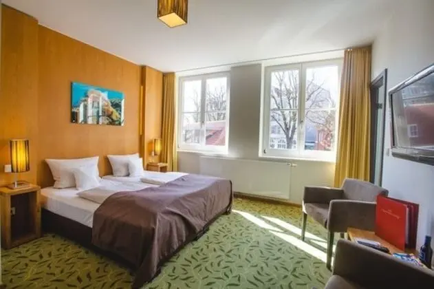 Tek Büyük Yataklı Oda, Şehir Manzaralı