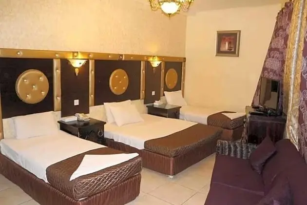 Quadruple Studio Apartment