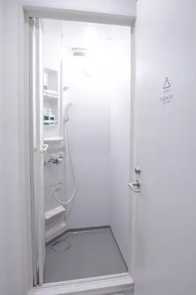 Ortak Ranzalı Oda, Karma Ranzalı Oda