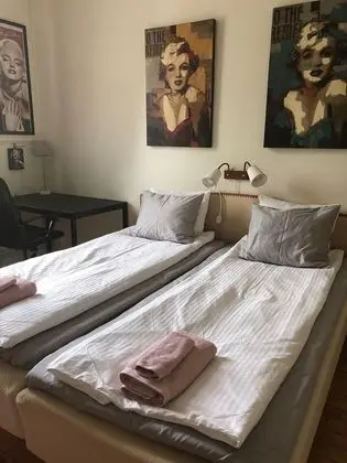 Tek Büyük Yataklı Oda, Bahçe Manzaralı