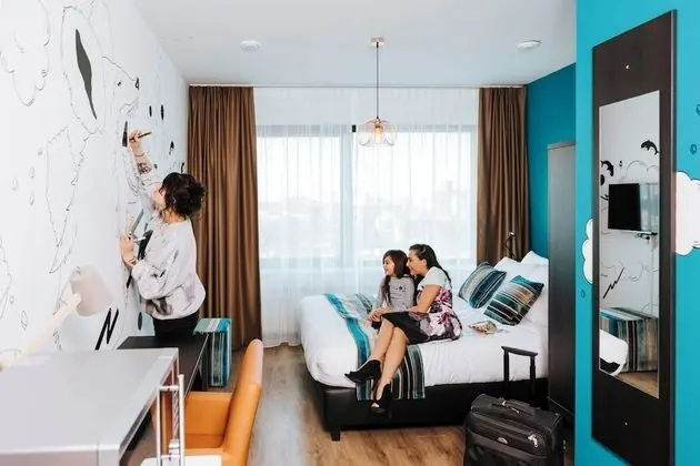 Tek Büyük Yataklı Oda