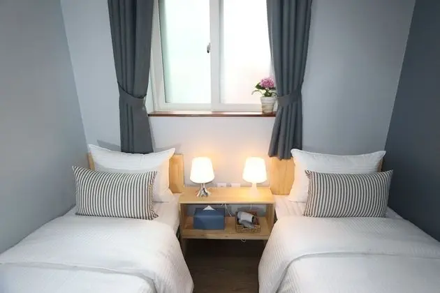 Comfort Tek Büyük veya İki Ayrı Yataklı Oda