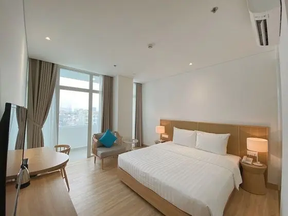 Deluxe Tek Büyük Yataklı Oda