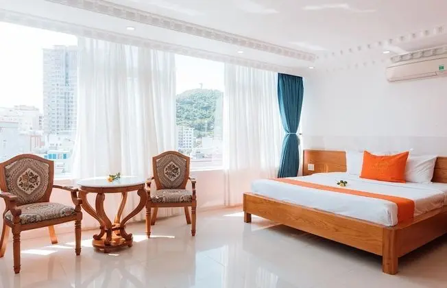 Deluxe Tek Büyük Yataklı Oda