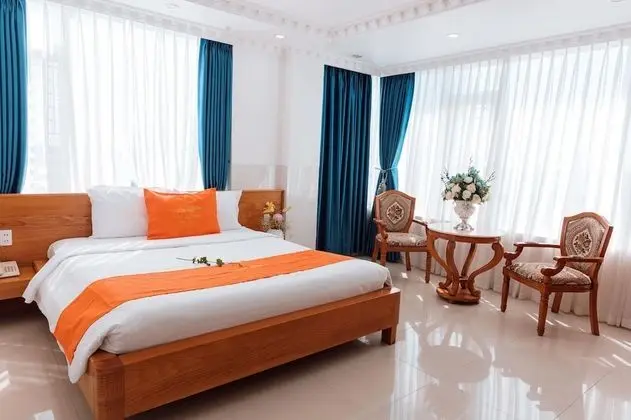 Deluxe Tek Büyük Yataklı Oda
