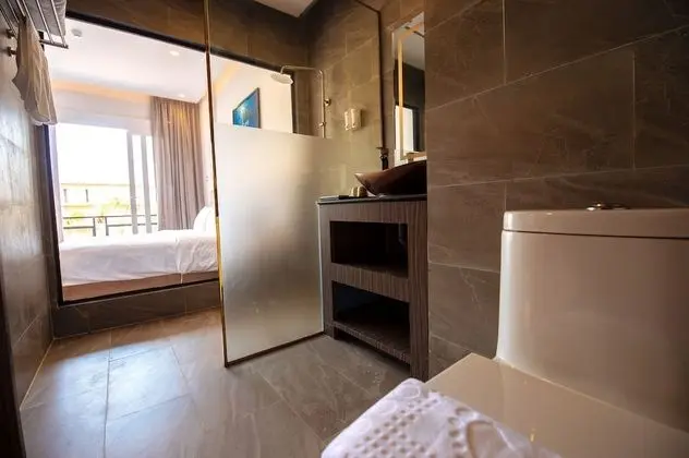 Deluxe Tek Büyük Yataklı Oda, Deniz Manzaralı