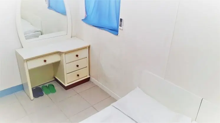 Tek Büyük Yataklı Oda, Ortak Banyo