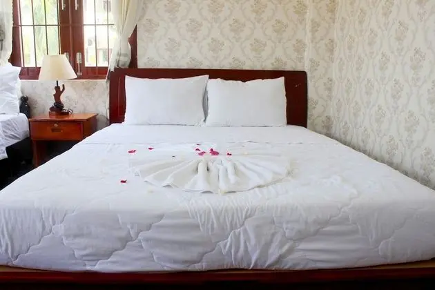 Budget Double Room, Hillside