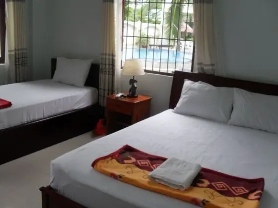 Double Room, Hillside