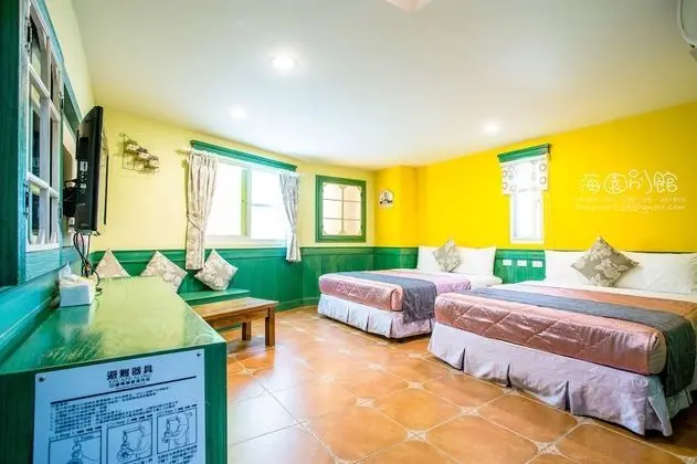 Dört Kişilik Oda, Kule