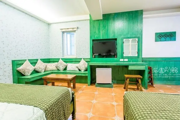 Dört Kişilik Oda, Kule