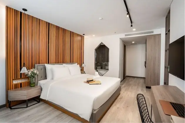 Deluxe Tek Büyük Yataklı Oda, Nehir Manzaralı