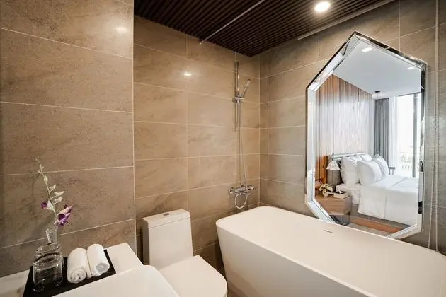 Deluxe Tek Büyük Yataklı Oda, Nehir Manzaralı