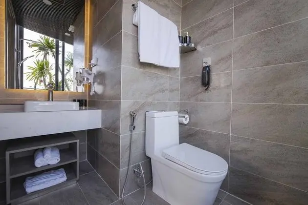 Deluxe Tek Büyük Yataklı Oda (Riverfront)