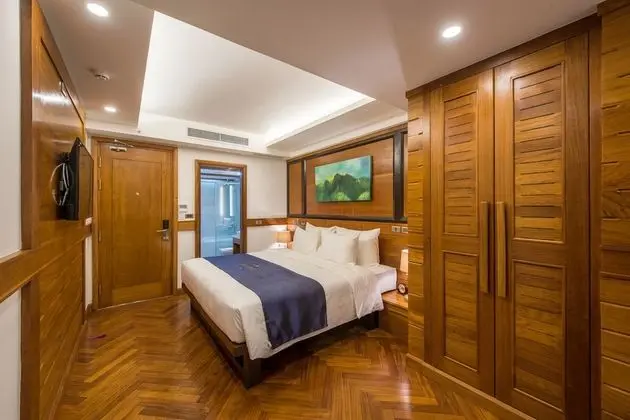 Deluxe Tek Büyük veya İki Ayrı Yataklı Oda, Şehir Manzaralı