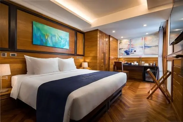 Deluxe Tek Büyük veya İki Ayrı Yataklı Oda, Şehir Manzaralı