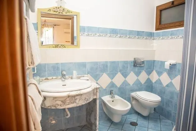 Tek Büyük veya İki Ayrı Yataklı Oda, 1 Yatak Odası, Banyolu/Duşlu