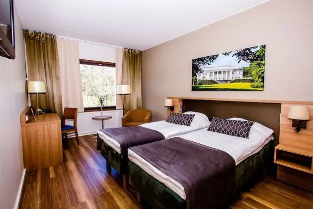 Premium Tek Büyük Yataklı Oda