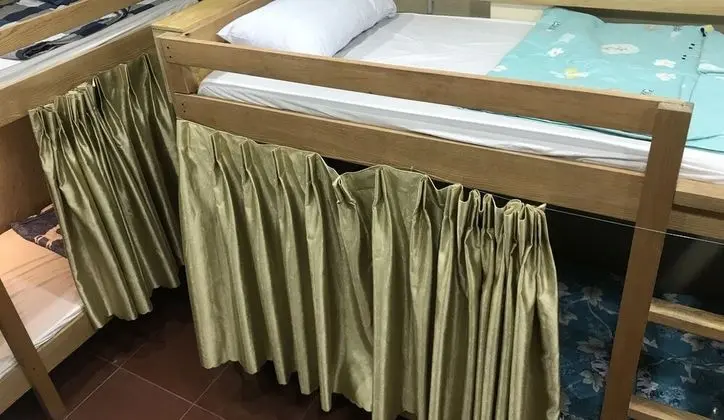 Ortak Ranzalı Oda, Karma Ranzalı Oda (Bed in 10-bed)